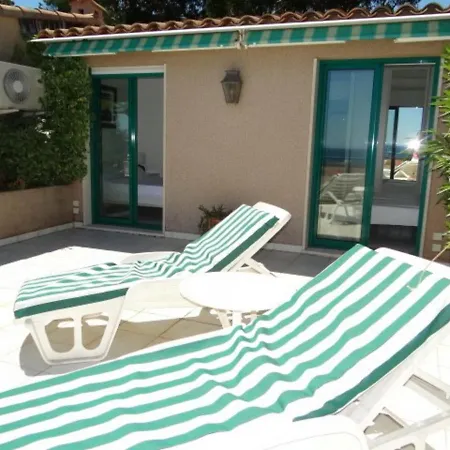 Superbe Avec Immense Terrasse Et Vue Sur Mer, A 200m Des Plages - 2 Climatisees - Fr-1-100-172 Cavalaire-sur-Mer